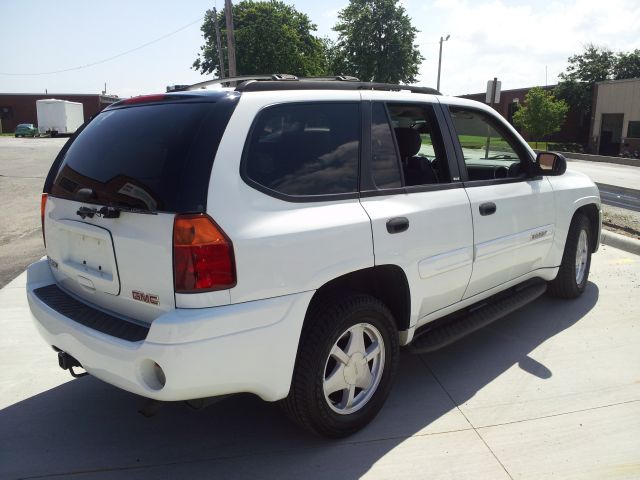 2003 GMC Envoy 4x4 Crew Cab LE