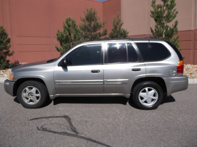 2003 GMC Envoy 4x4 Crew Cab LE