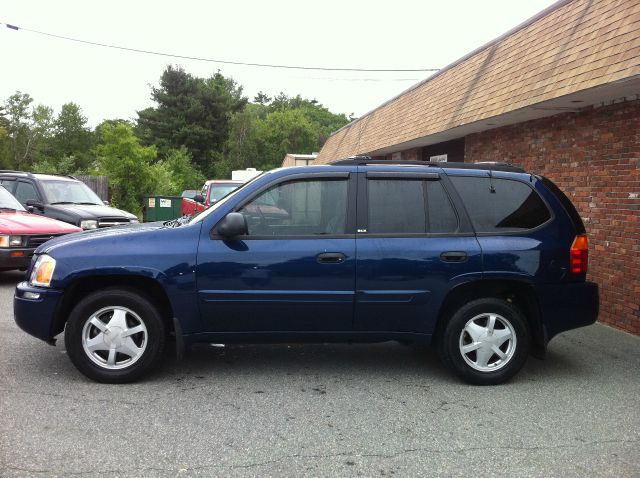 2003 GMC Envoy 4x4 Crew Cab LE