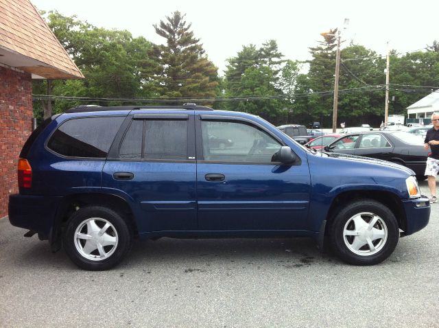 2003 GMC Envoy 4x4 Crew Cab LE