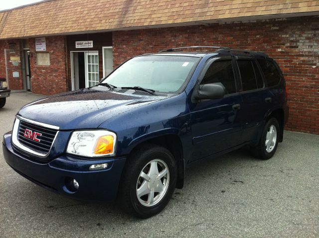 2003 GMC Envoy 4x4 Crew Cab LE