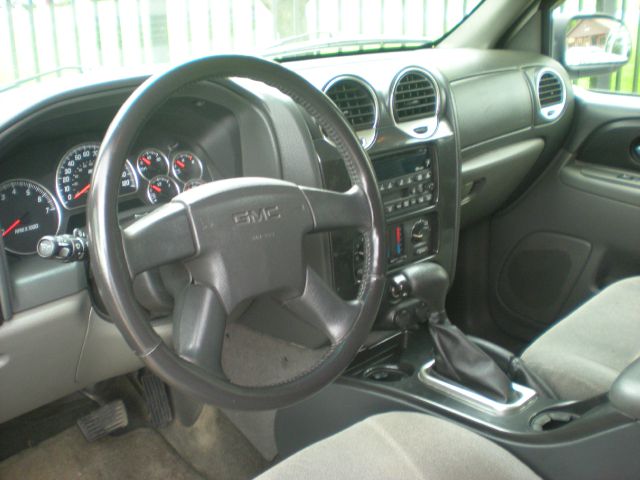 2003 GMC Envoy 4x4 Crew Cab LE