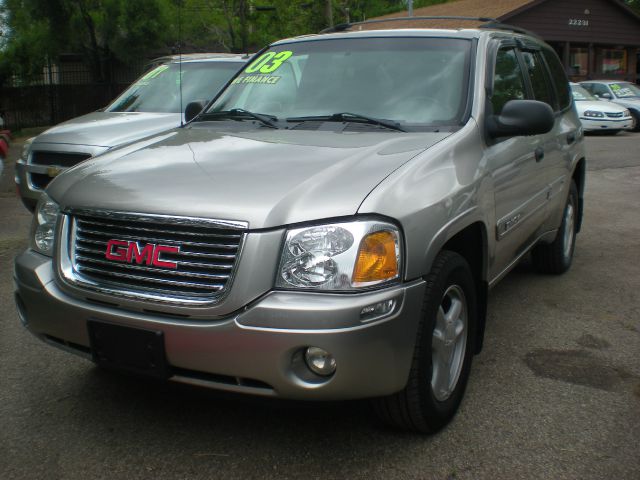 2003 GMC Envoy 4x4 Crew Cab LE