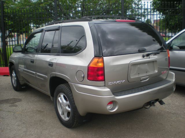 2003 GMC Envoy 4x4 Crew Cab LE