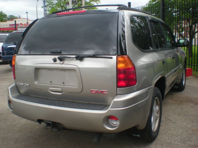 2003 GMC Envoy 4x4 Crew Cab LE