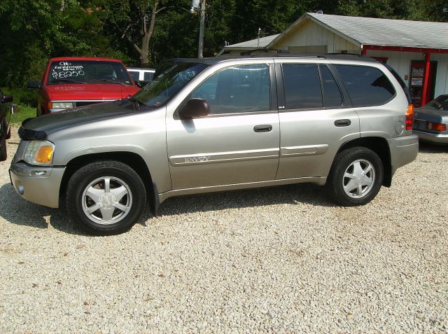 2003 GMC Envoy 4x4 Crew Cab LE