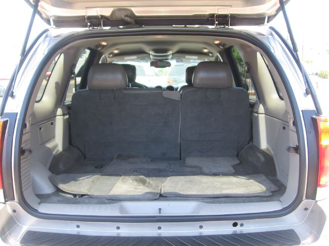 2003 GMC Envoy Wagon SE