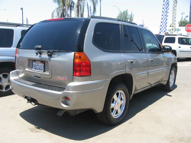 2003 GMC Envoy Wagon SE