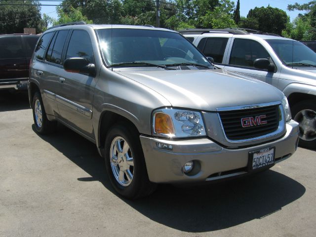 2003 GMC Envoy Wagon SE