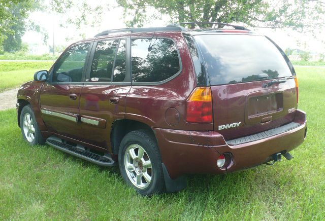 2003 GMC Envoy Wagon SE