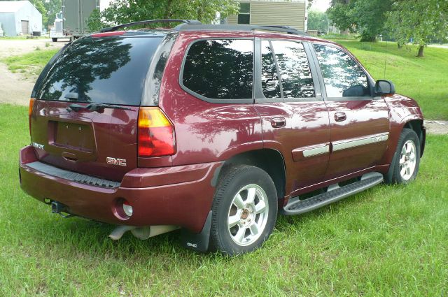 2003 GMC Envoy Wagon SE