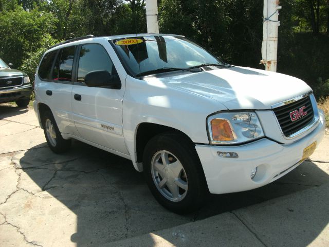 2003 GMC Envoy Wagon SE