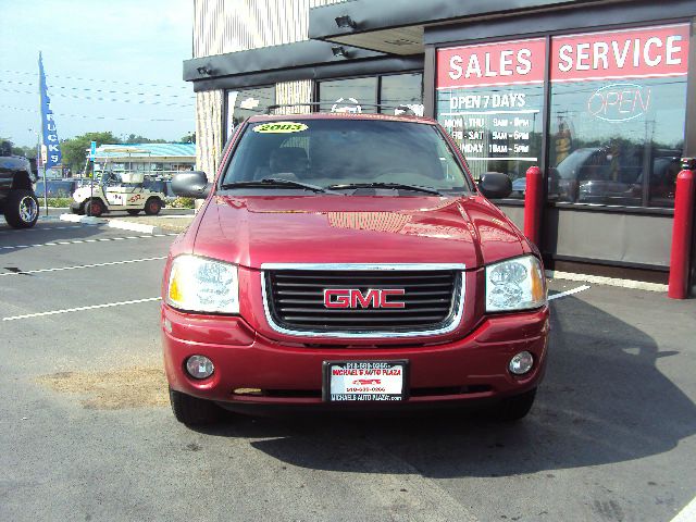 2003 GMC Envoy 4x4 Crew Cab LE