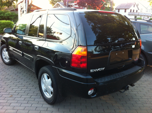 2003 GMC Envoy Wagon SE