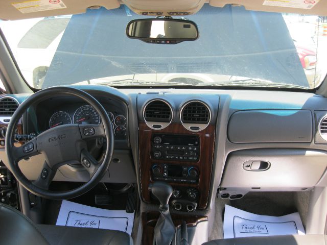 2003 GMC Envoy Wagon SE