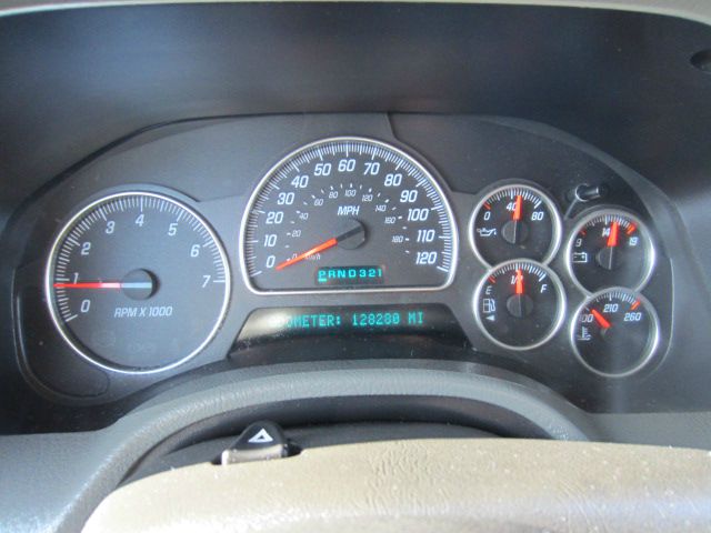 2003 GMC Envoy Wagon SE