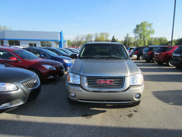 2003 GMC Envoy Wagon SE