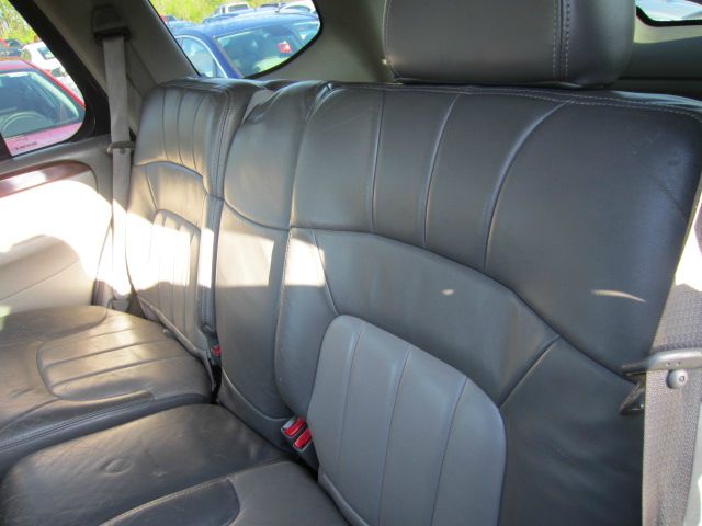 2003 GMC Envoy Wagon SE