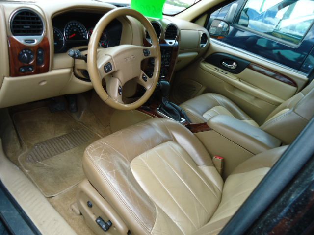 2003 GMC Envoy Wagon SE