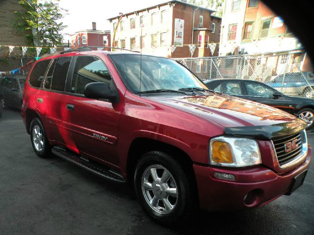 2003 GMC Envoy 4x4 Crew Cab LE