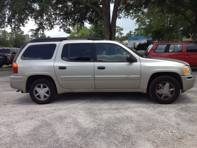 2003 GMC Envoy LS 2500hd CREW CAB 4X4 Diesel