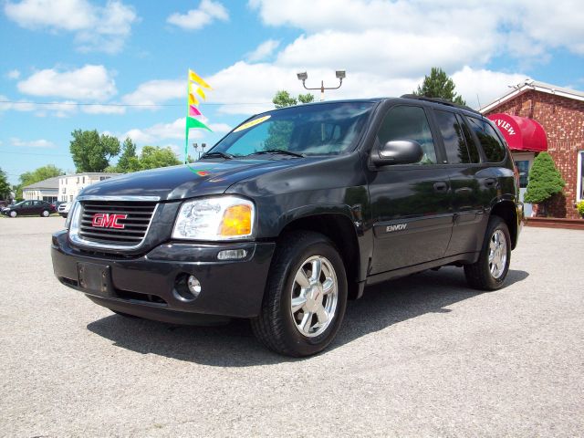 2003 GMC Envoy 4x4 Crew Cab LE