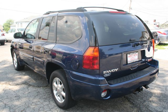 2003 GMC Envoy 4x4 Crew Cab LE