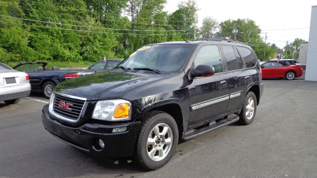 2004 GMC Envoy Wagon SE