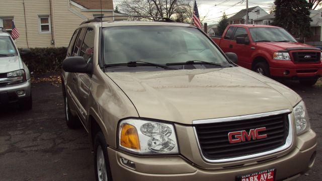 2004 GMC Envoy 4x4 Crew Cab LE