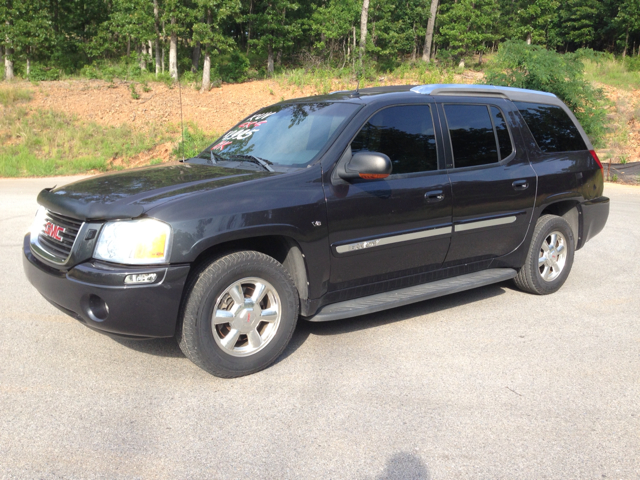 2004 GMC Envoy 4 Dr 2.5 Sedan