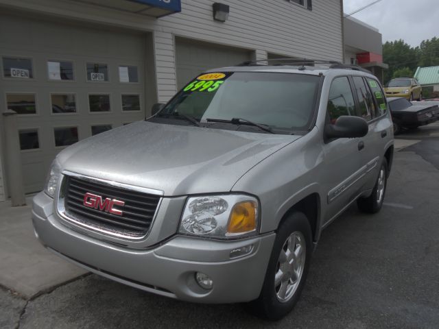 2004 GMC Envoy 4x4 Crew Cab LE