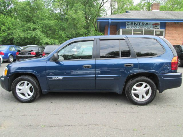 2004 GMC Envoy 4x4 Crew Cab LE