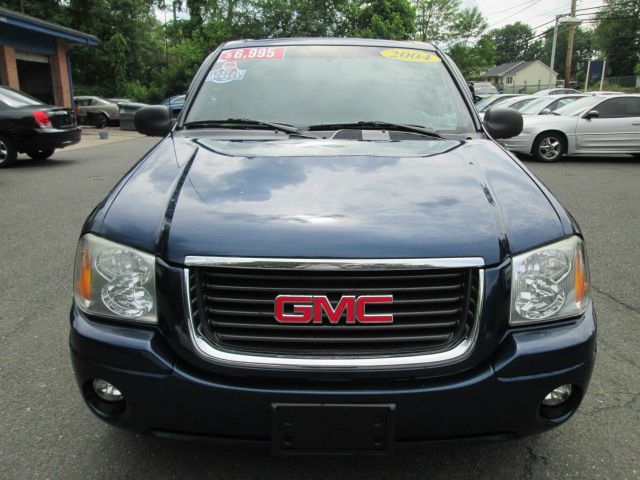 2004 GMC Envoy 4x4 Crew Cab LE