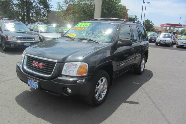 2004 GMC Envoy 4x4 Crew Cab LE