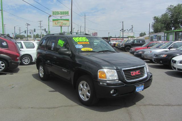 2004 GMC Envoy 4x4 Crew Cab LE