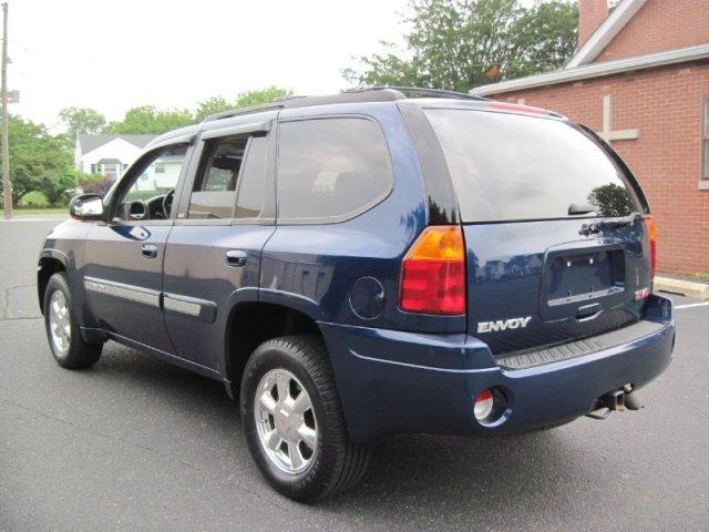 2004 GMC Envoy SLT