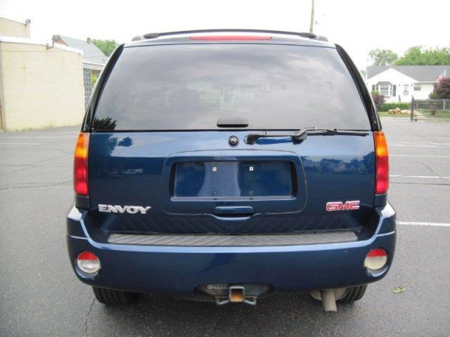 2004 GMC Envoy SLT