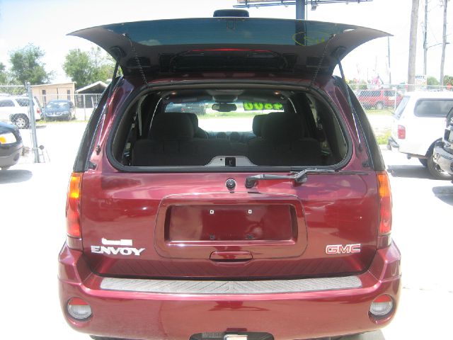 2004 GMC Envoy GXP