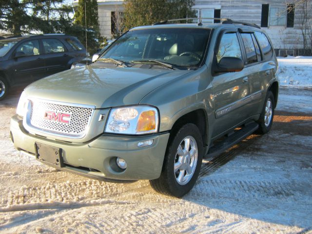 2004 GMC Envoy Wagon SE