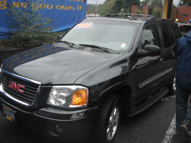 2004 GMC Envoy Wagon SE