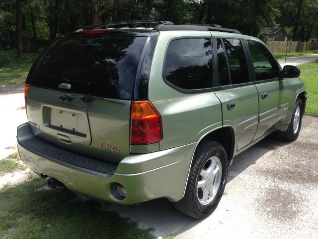 2004 GMC Envoy 4x4 Crew Cab LE