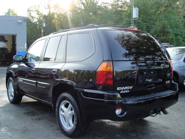 2004 GMC Envoy LTD LME