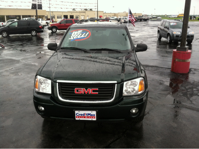 2004 GMC Envoy Wagon SE