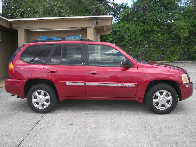 2004 GMC Envoy Wagon SE