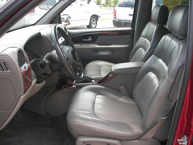 2004 GMC Envoy Wagon SE