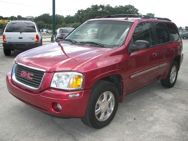 2004 GMC Envoy Wagon SE