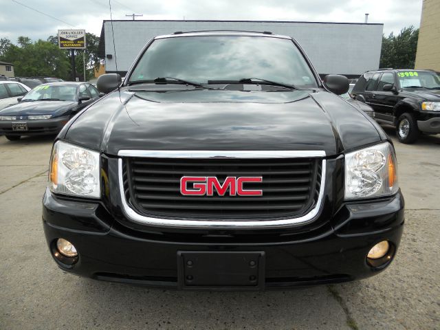 2004 GMC Envoy 4x4 Crew Cab LE