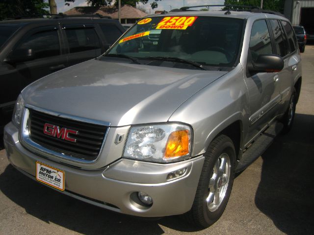 2004 GMC Envoy Wagon SE