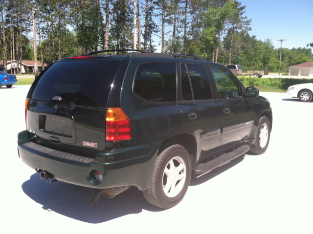 2004 GMC Envoy 4x4 Crew Cab LE