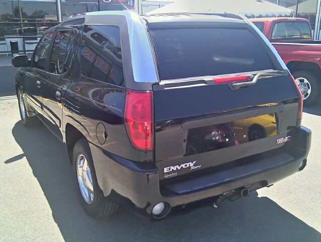 2004 GMC Envoy 4x4 Crew Cab LE